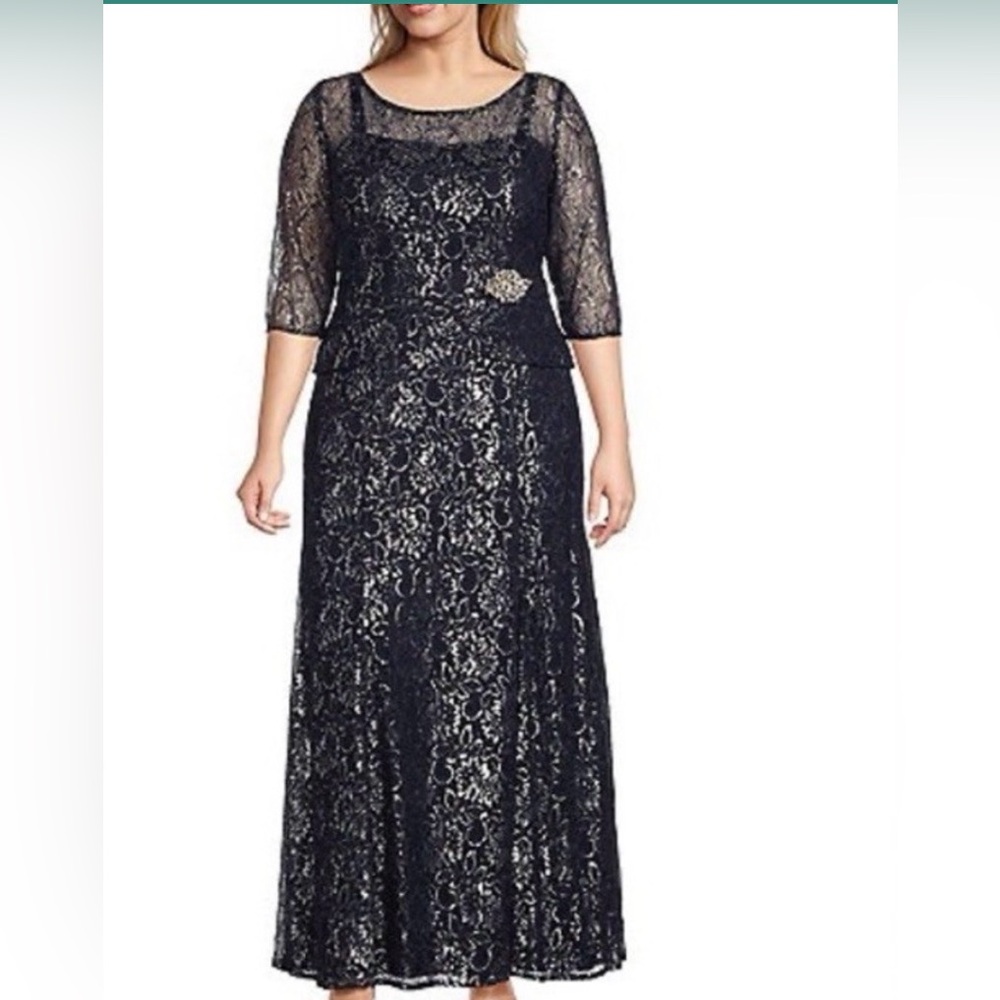 Elegant Dark Navy Lace Evening Gown | Formal Dress | Mother of the Bride | 18W - Picture 3 of 5